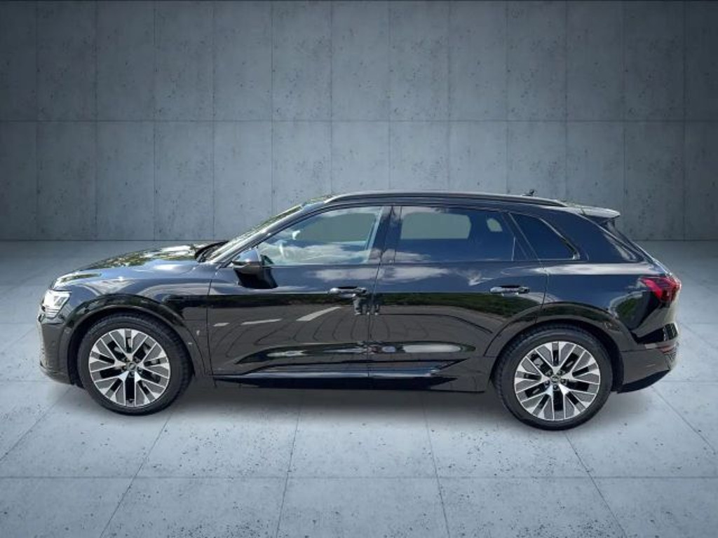 Audi Q8 e-tron Quattro S-Line 50