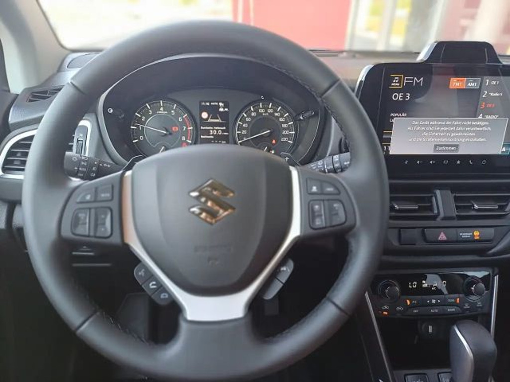 Suzuki S-Cross