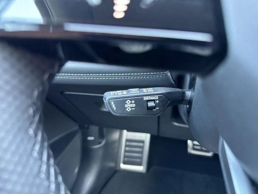 Audi SQ6 e-tron