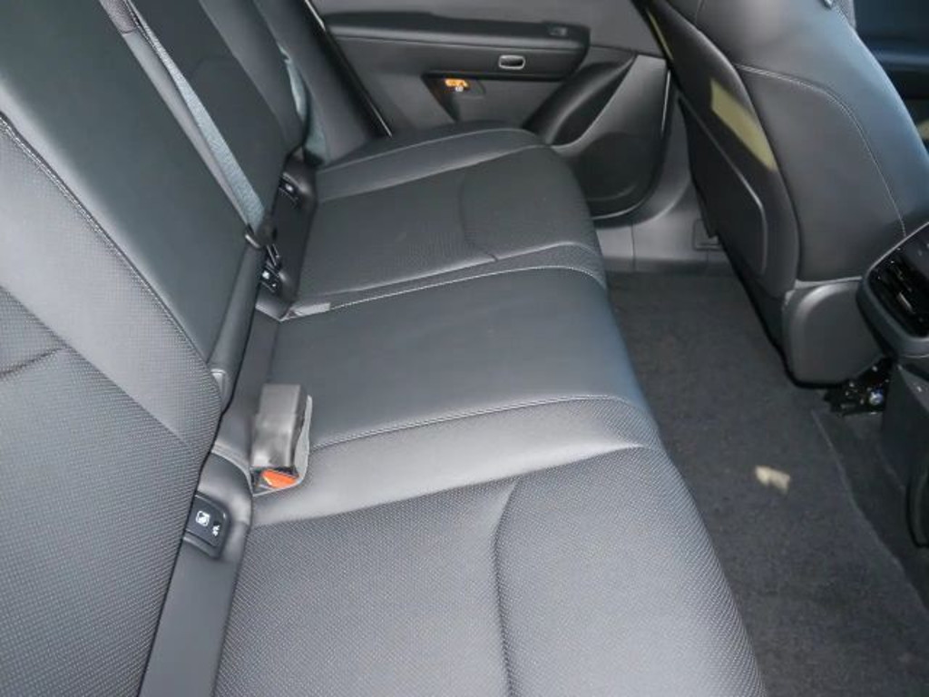 Mazda CX-6e