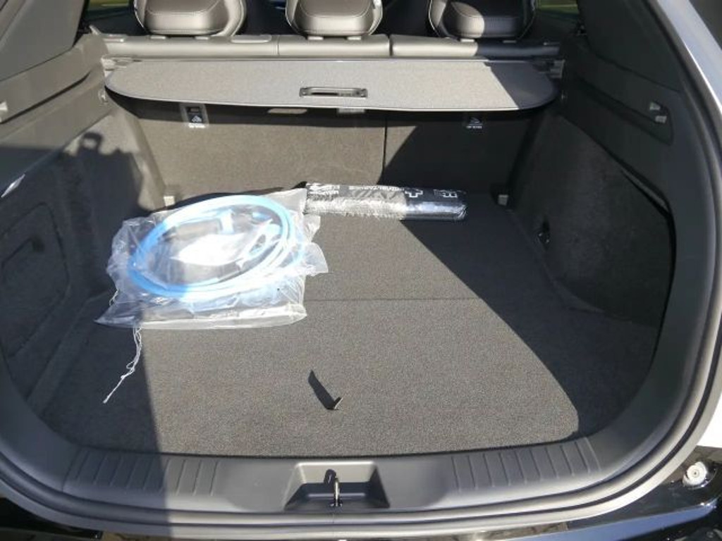 Mazda CX-6e