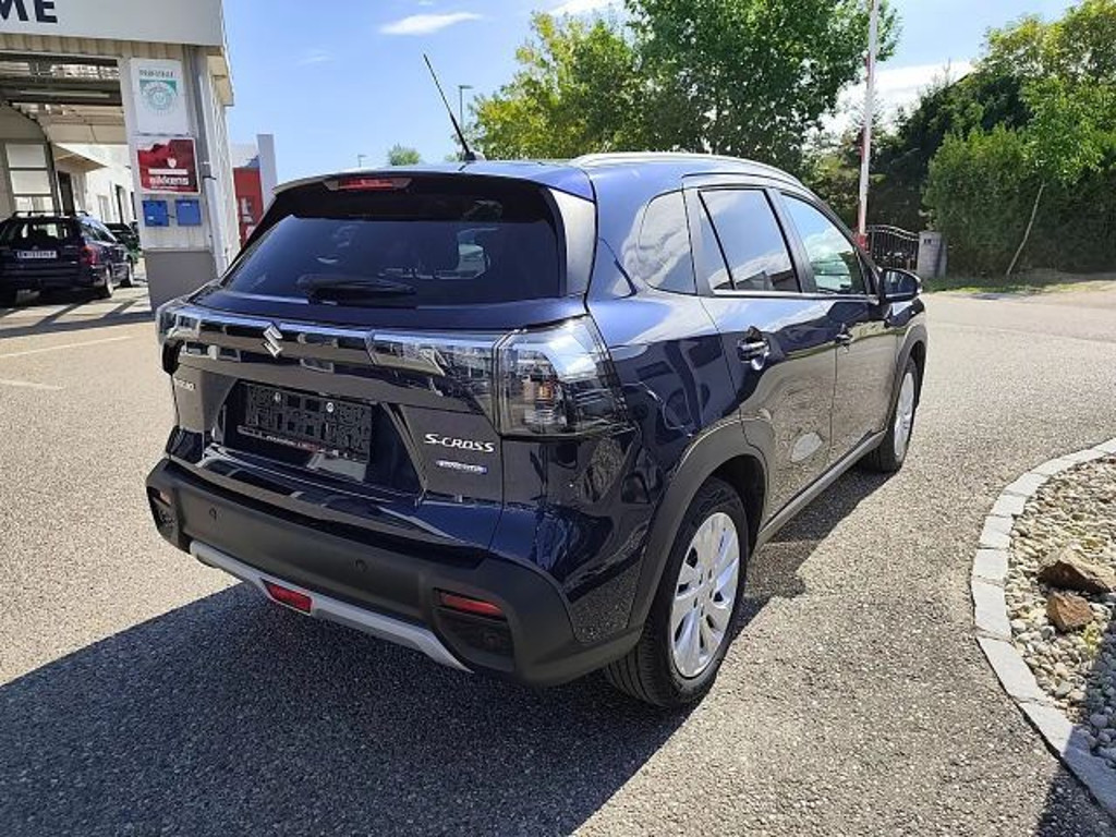 Suzuki S-Cross