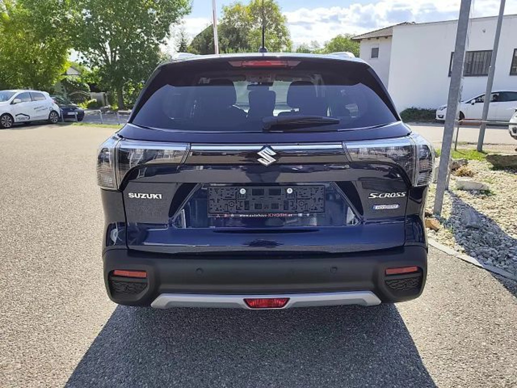 Suzuki S-Cross