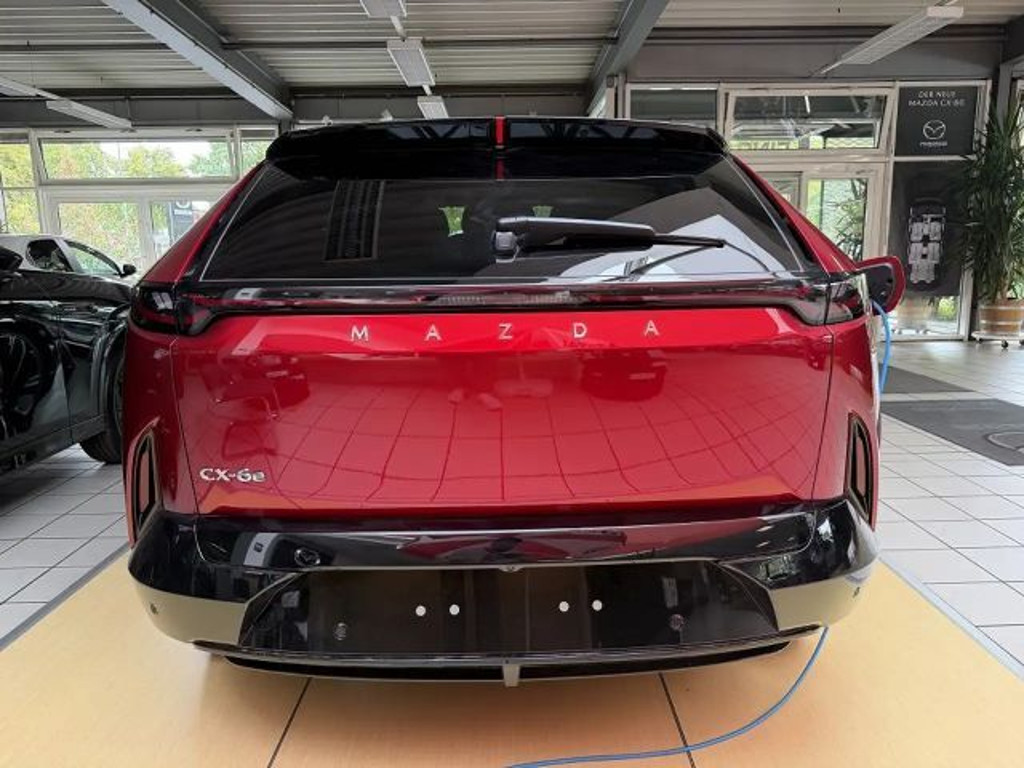 Mazda CX-6e