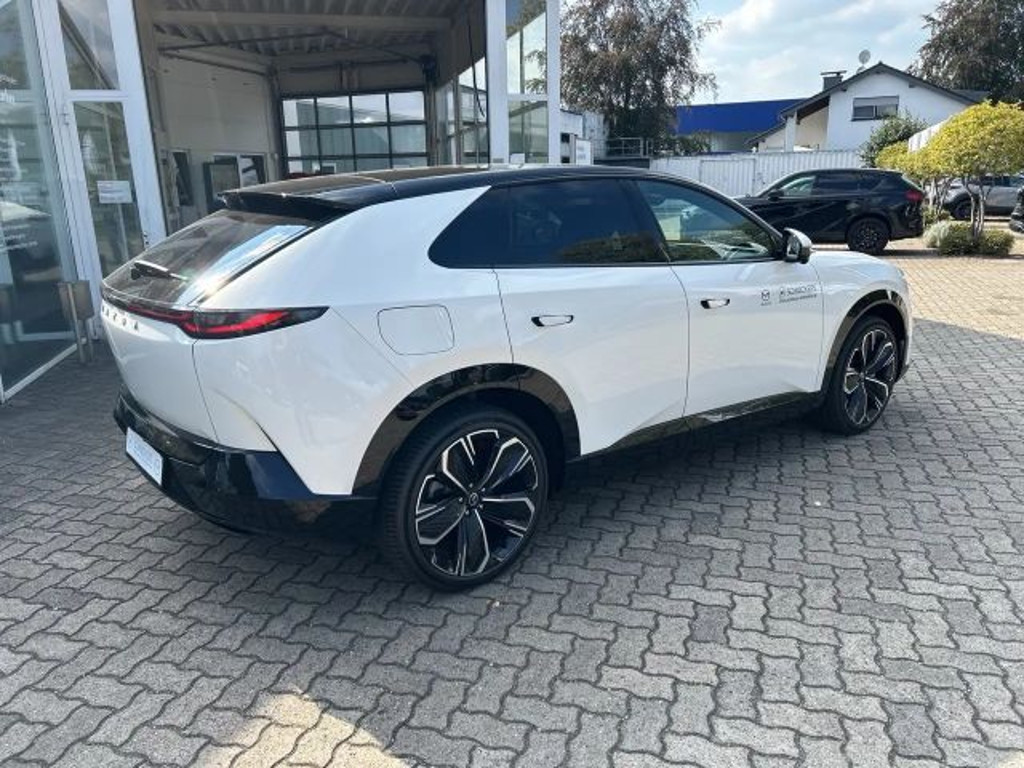 Mazda CX-6e