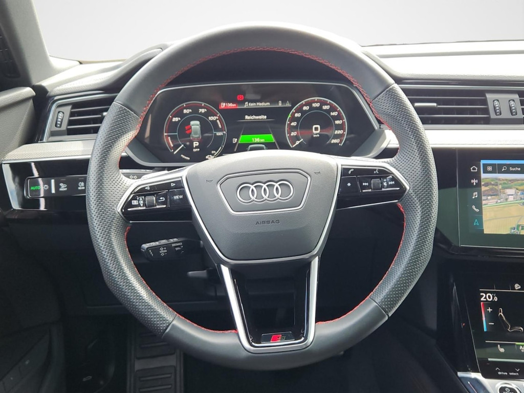 Audi Q8 e-tron