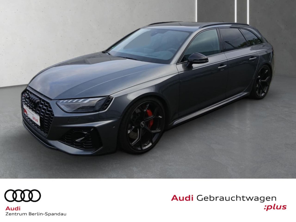 Audi RS4 Avant Quattro