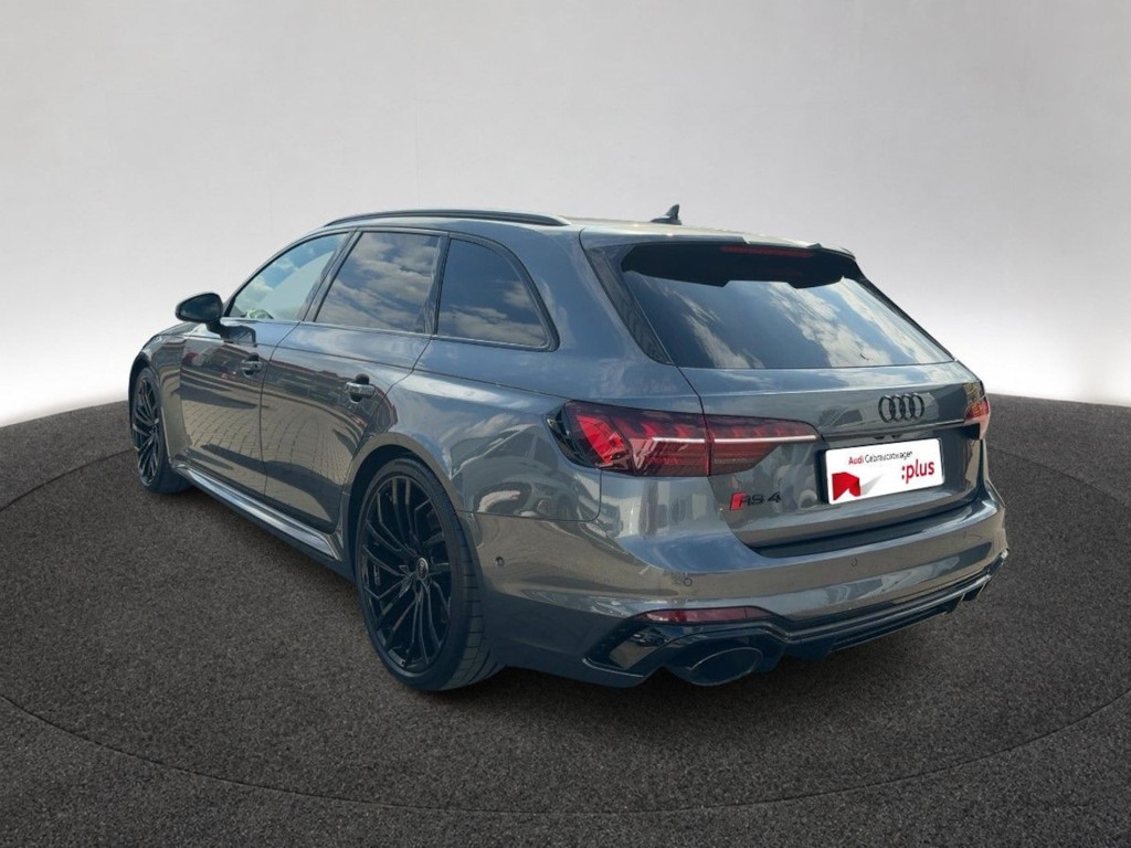 Audi RS4