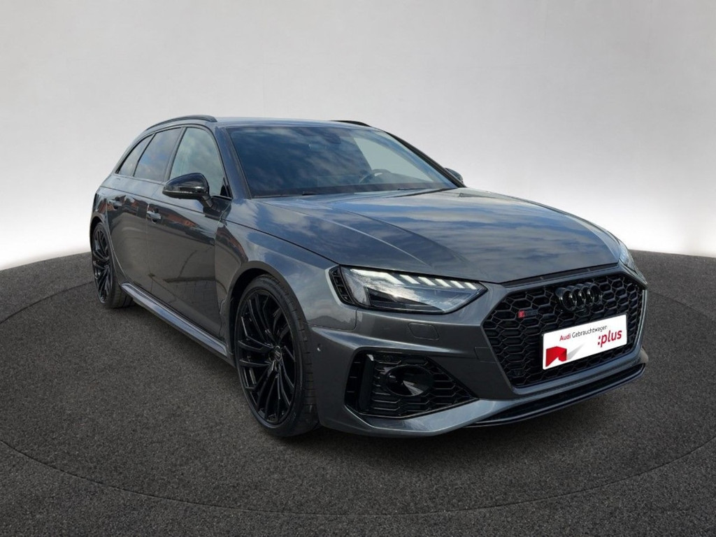 Audi RS4