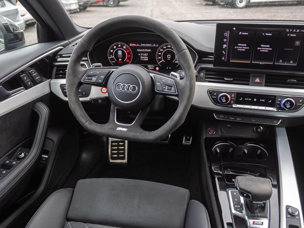 Audi RS4