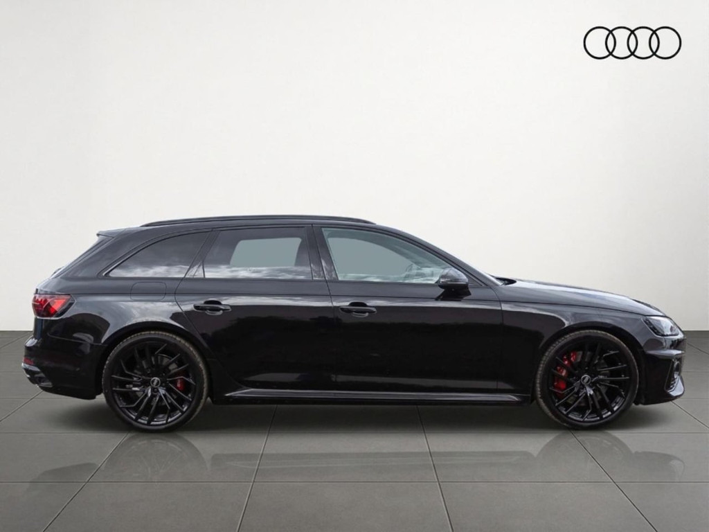Audi RS4