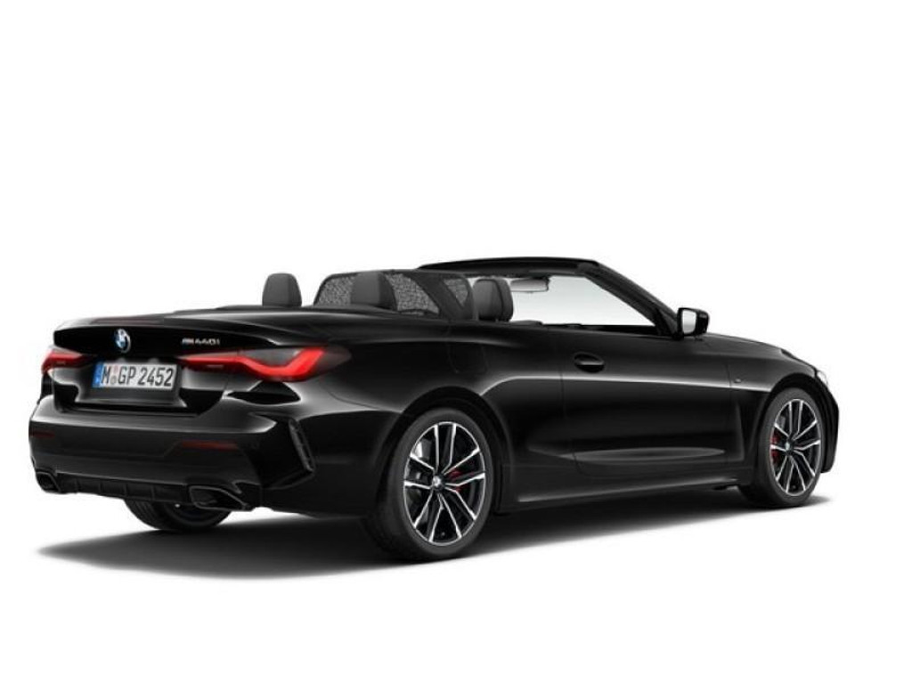 BMW M440