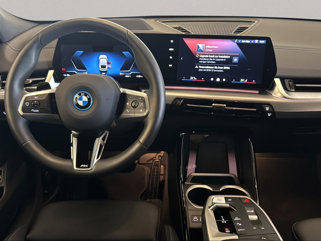 BMW iX2