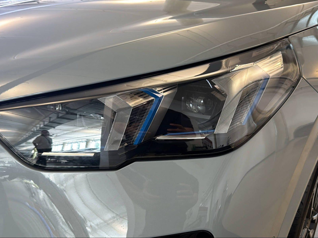 BMW iX2