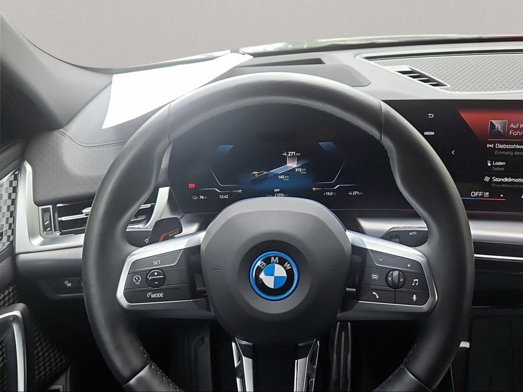 BMW iX2