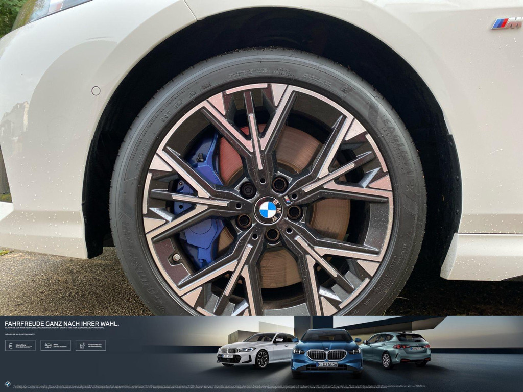 BMW M235