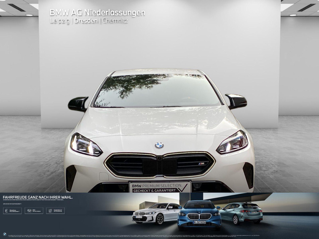 BMW M235