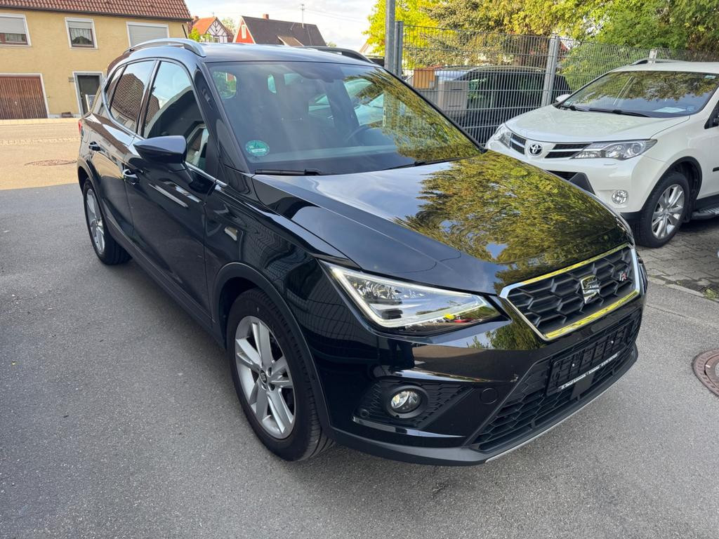 Seat Arona