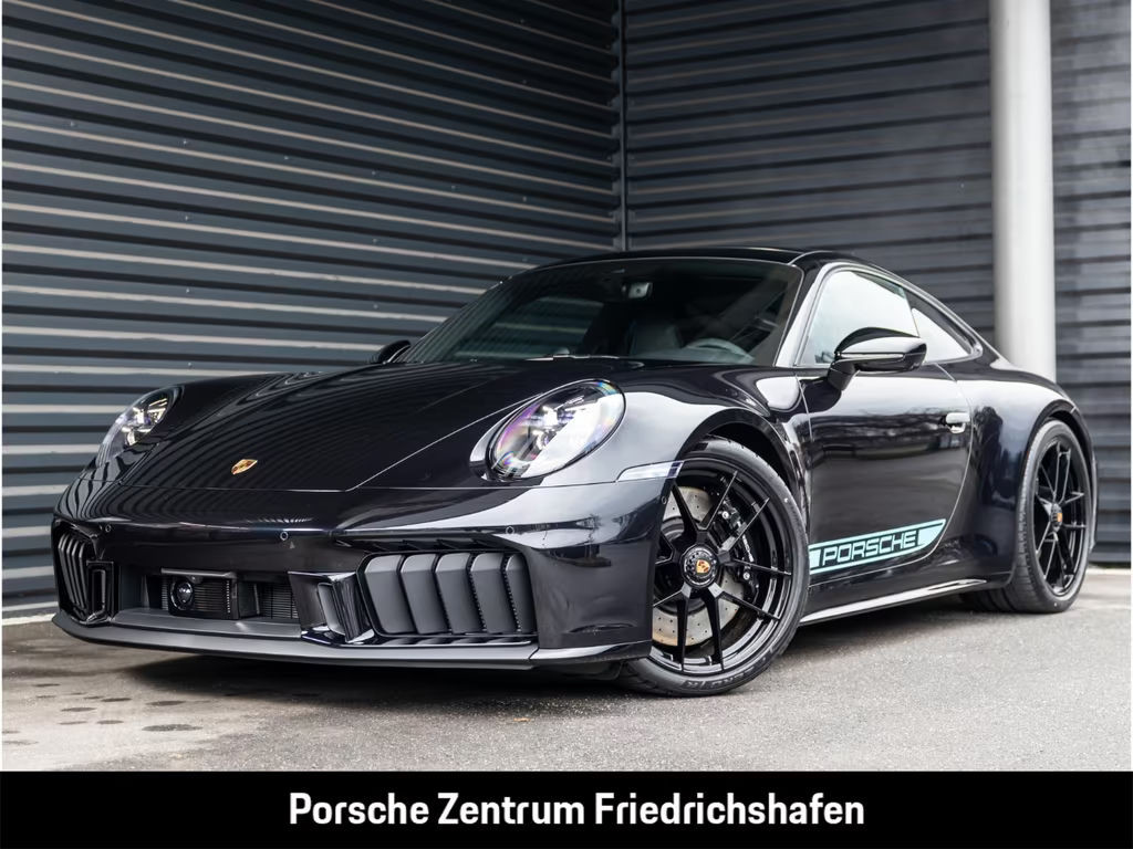 Porsche 911 GTS 4 992 Carrera