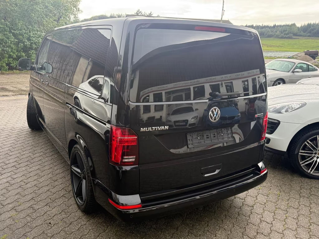 Volkswagen Multivan