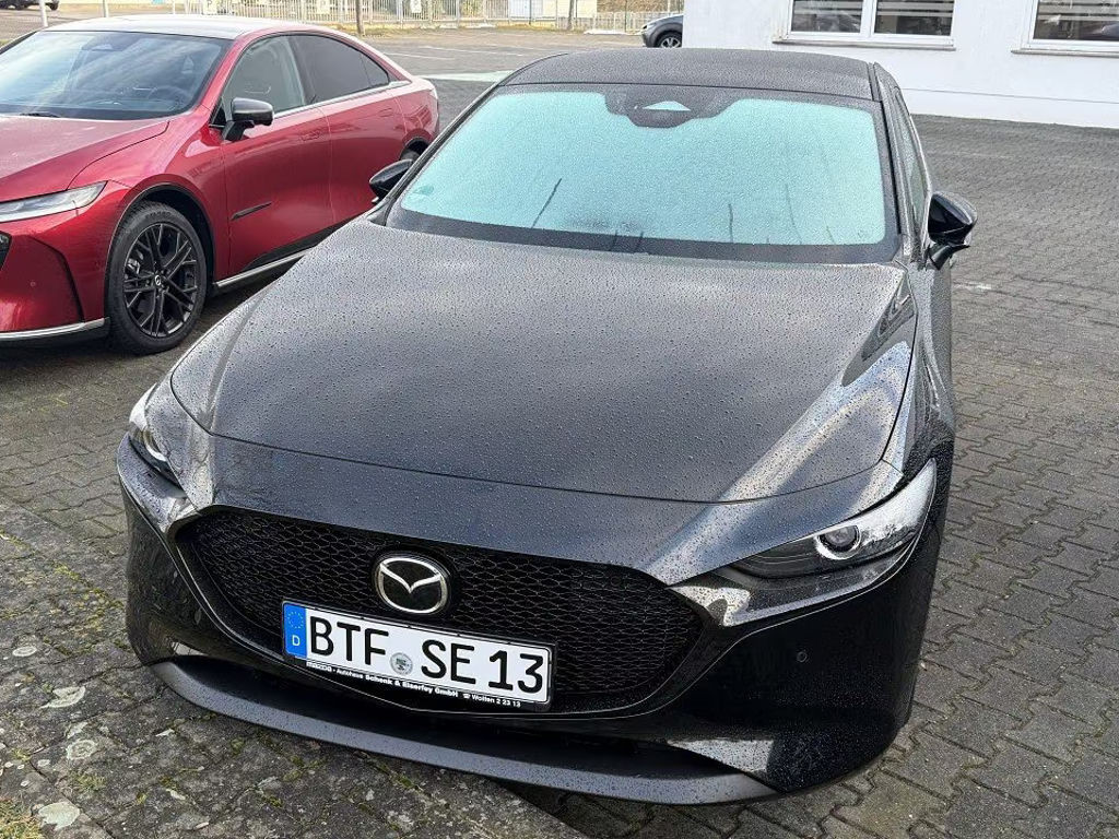 Mazda 3 SkyActiv 2.5L Homura e-Skyactiv