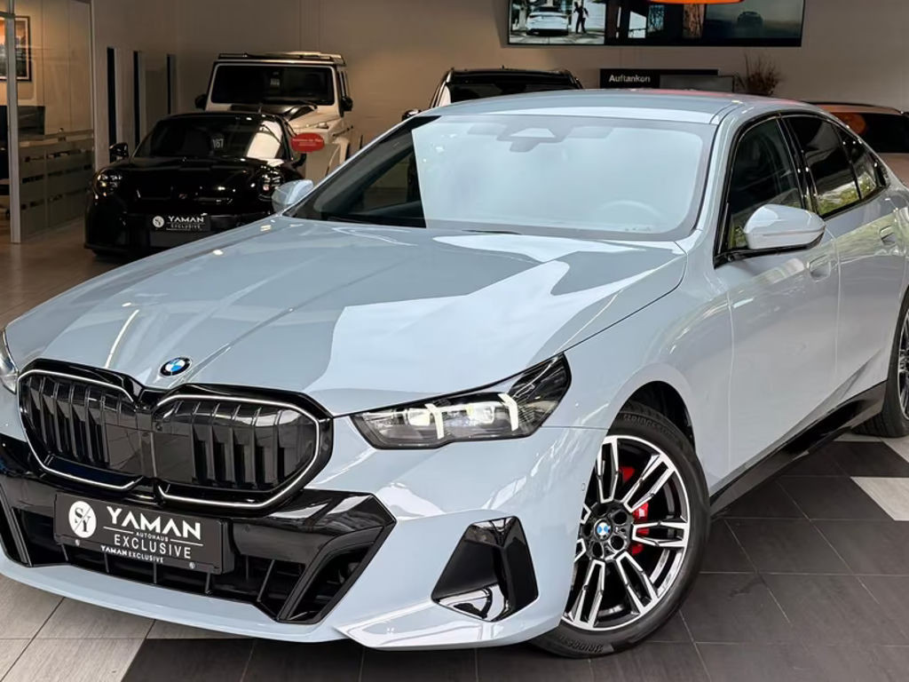 BMW 5 Serie 520 M-Sport Sedan 520i