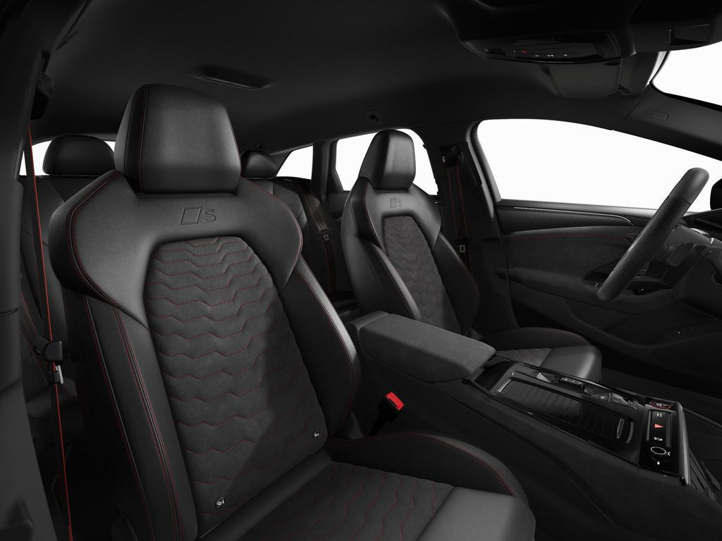 Audi S6 e-tron