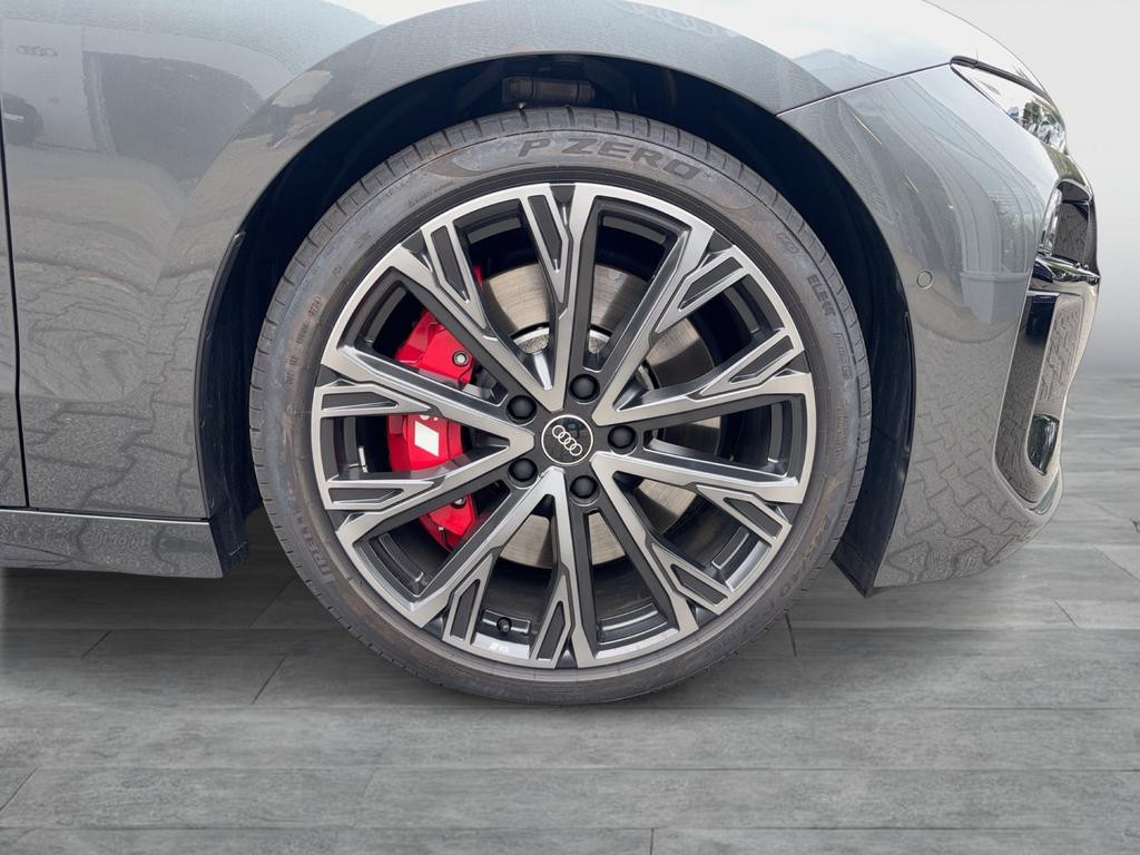 Audi S6 e-tron