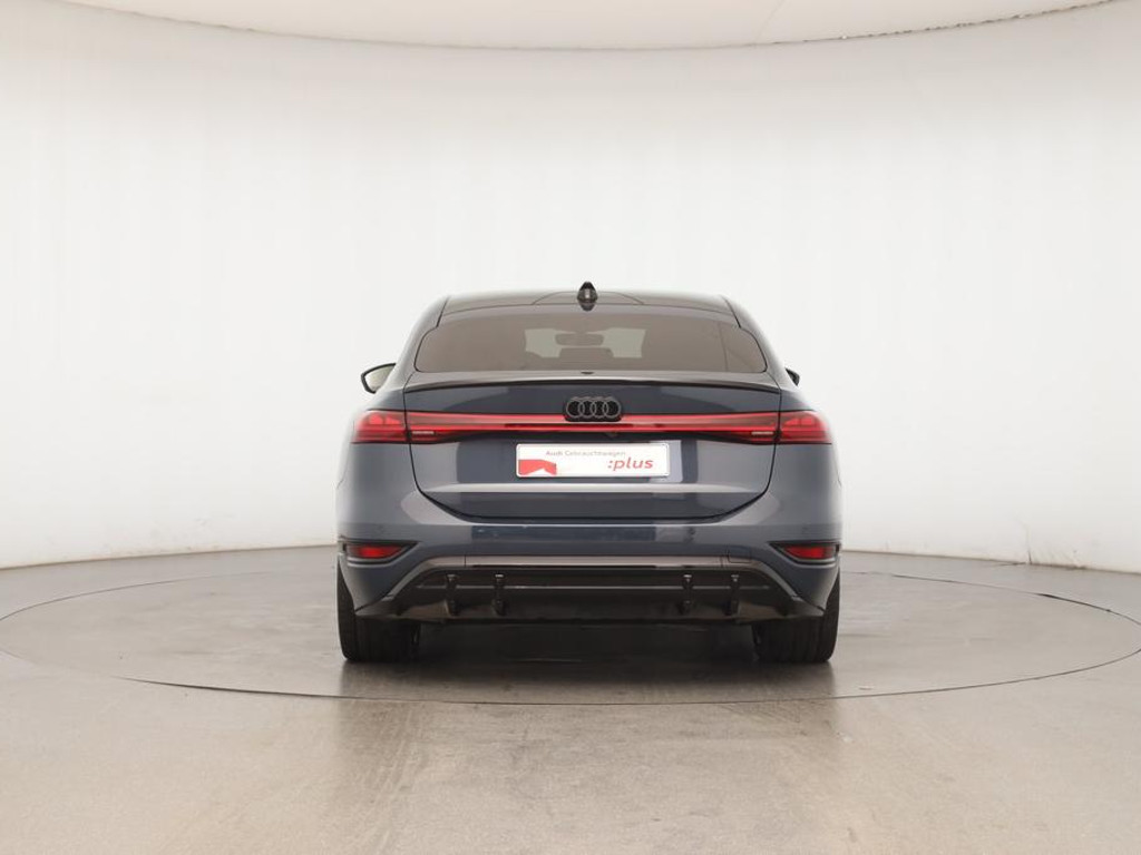 Audi S6 e-tron