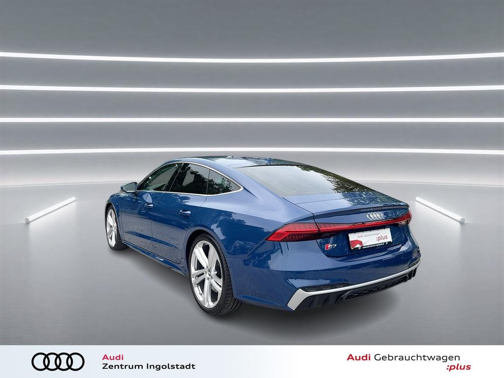 Audi S7