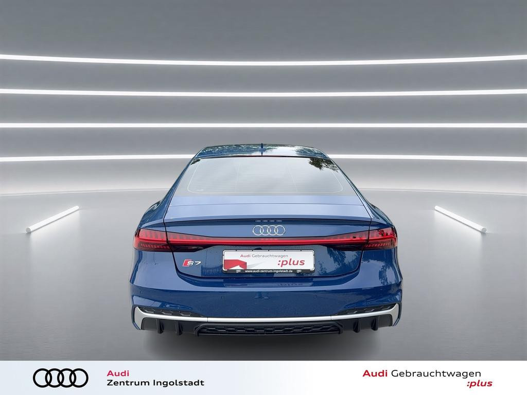 Audi S7
