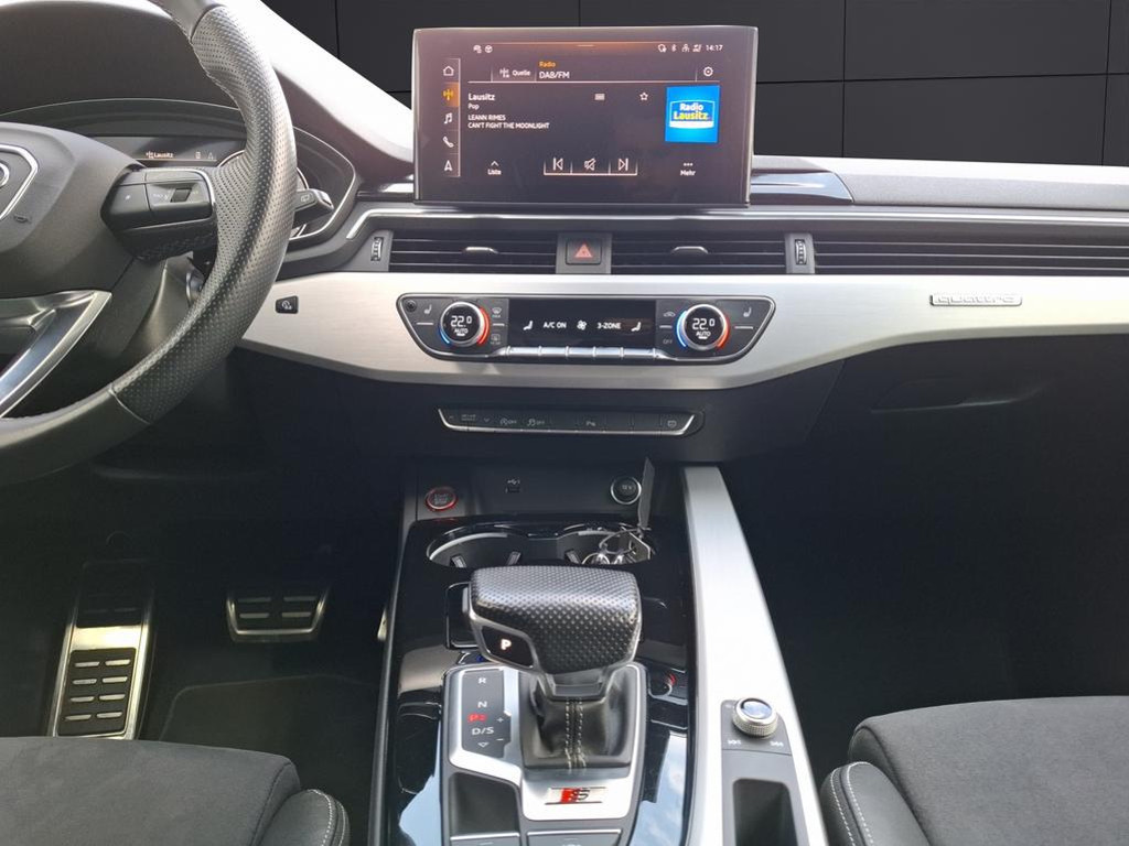 Audi S4