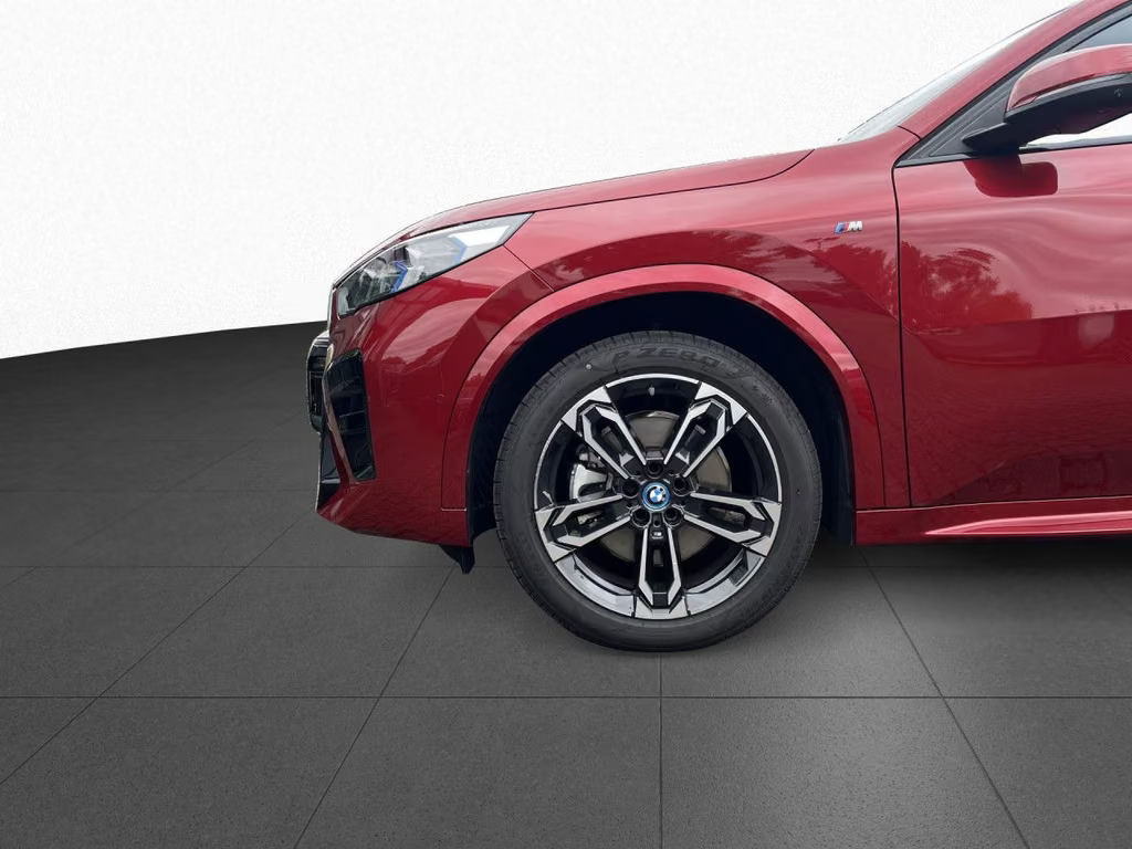 BMW iX2