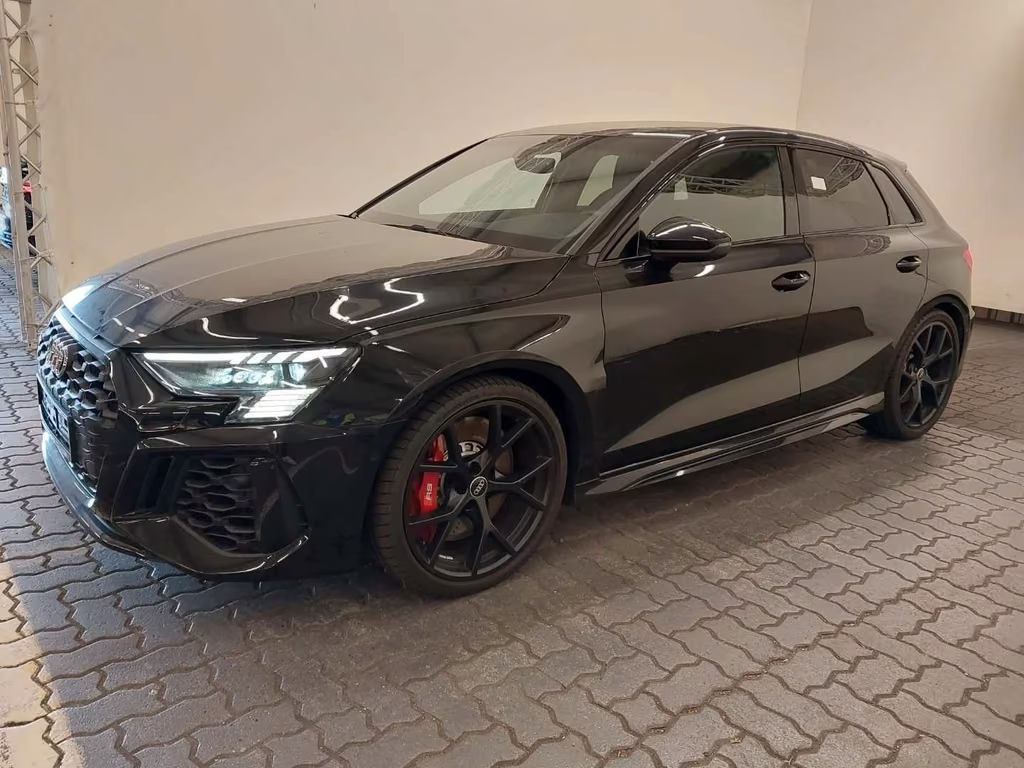 Audi RS3 Sportback Sedan Quattro