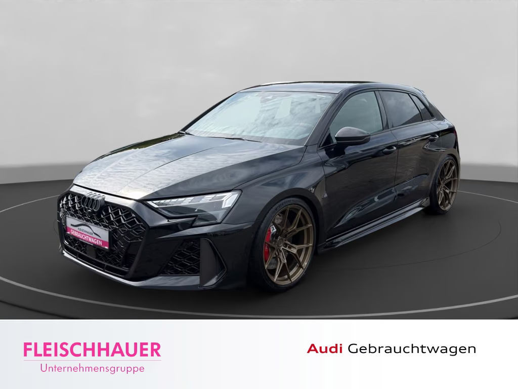 Audi RS3 Sportback Sedan Quattro
