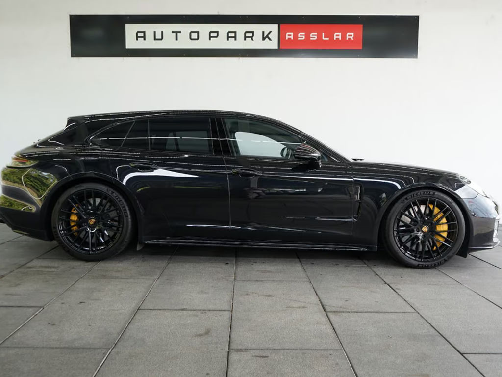 Porsche Panamera S Sport Turismo Turbo Black Edition