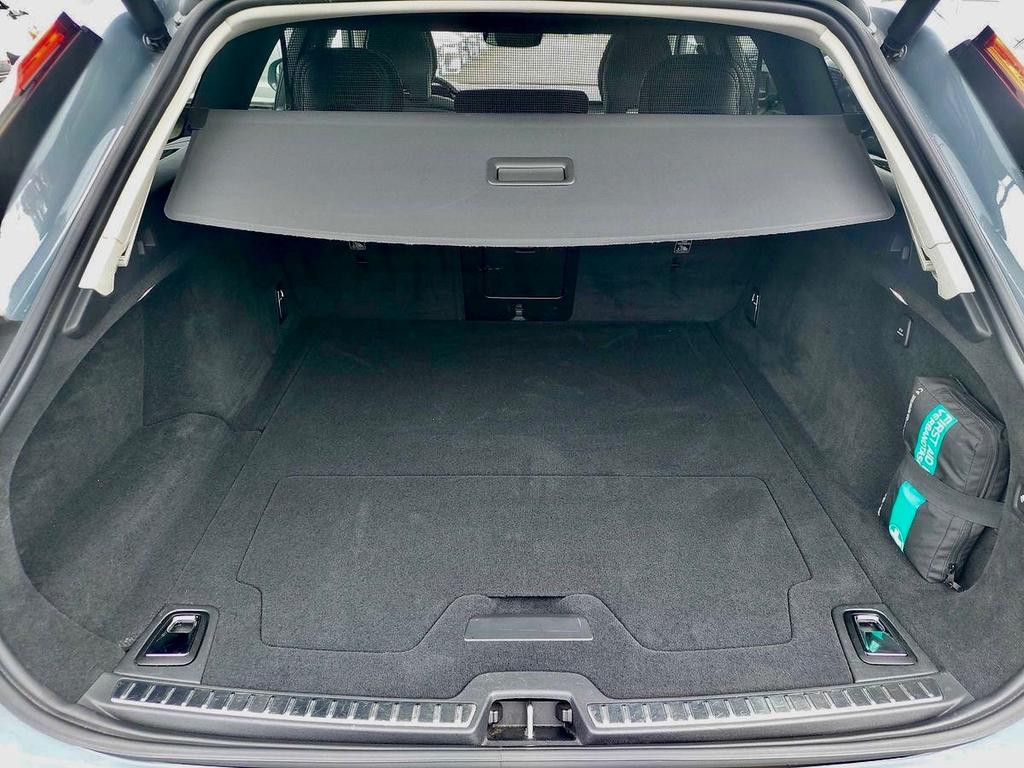 Volvo V90 Cross Country