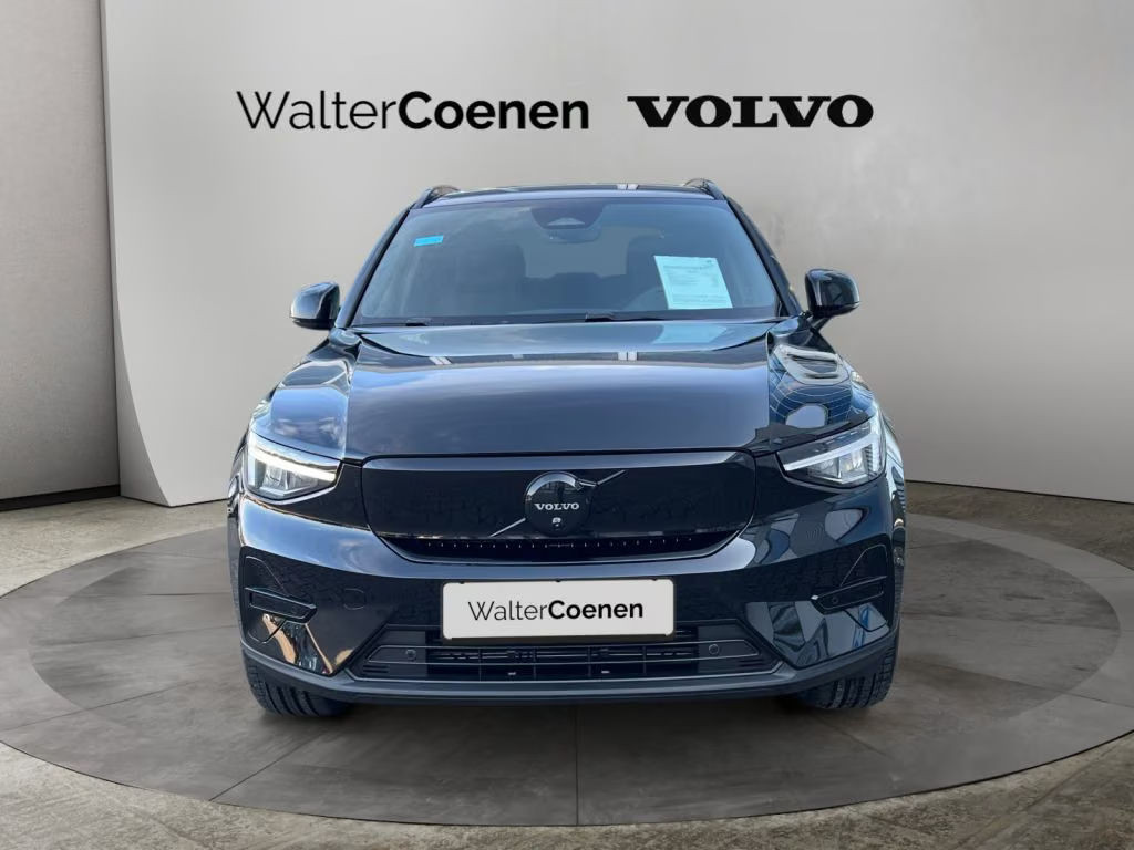 Volvo EX40