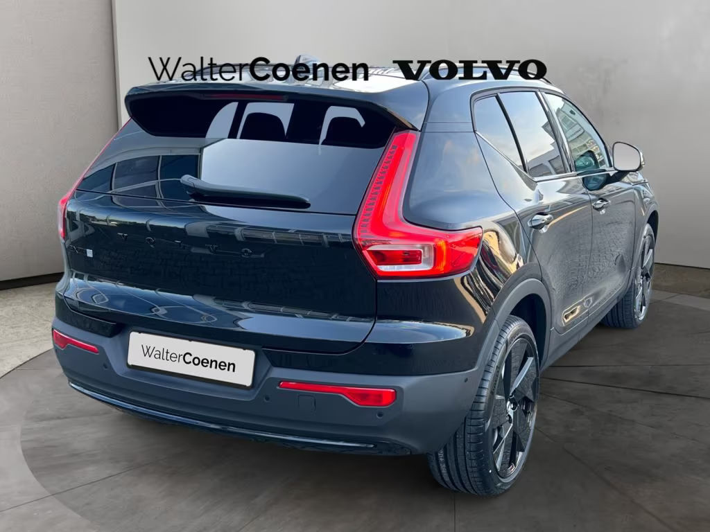 Volvo EX40