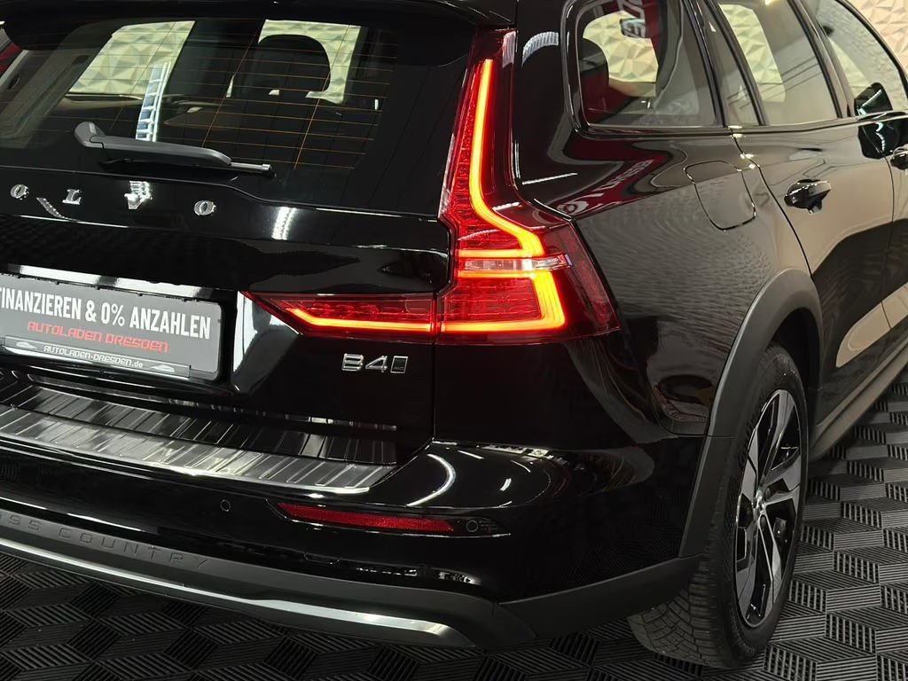 Volvo V60 Cross Country