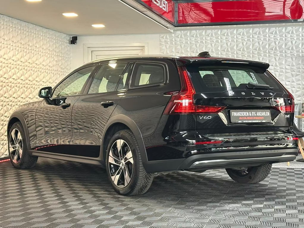 Volvo V60 Cross Country