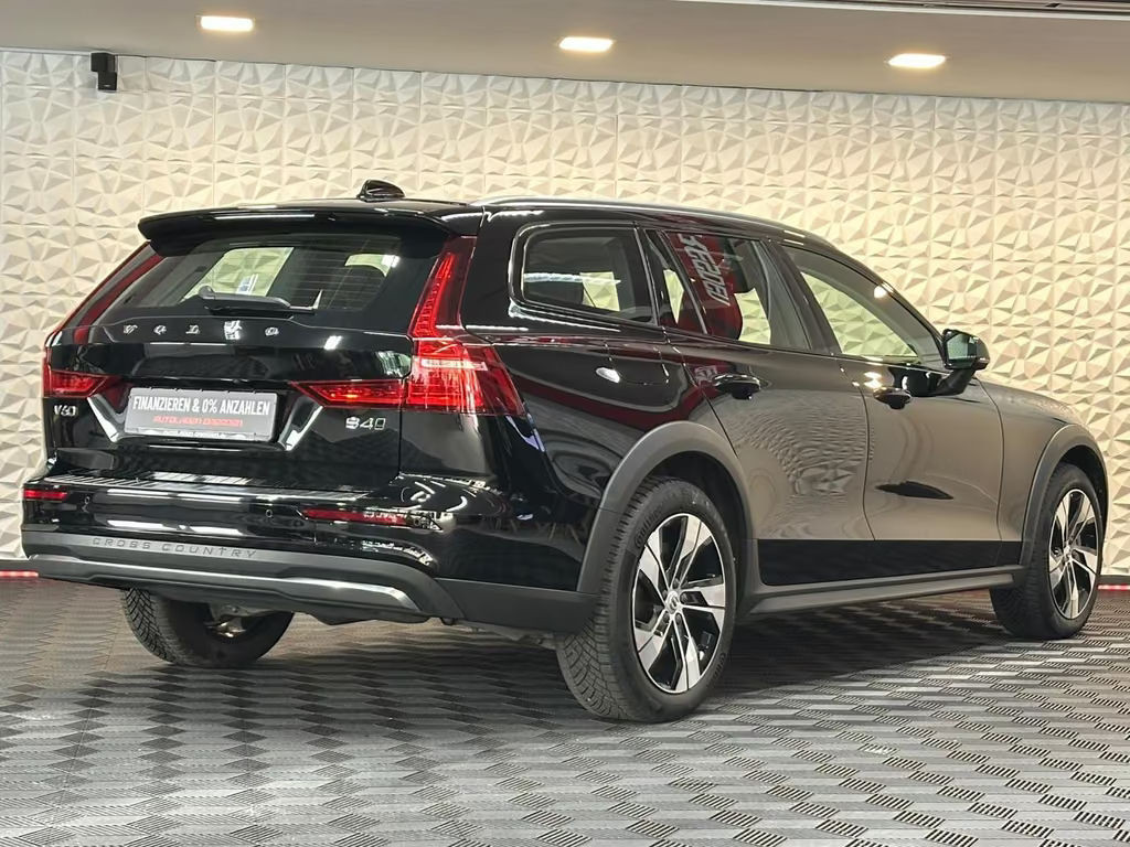Volvo V60 Cross Country