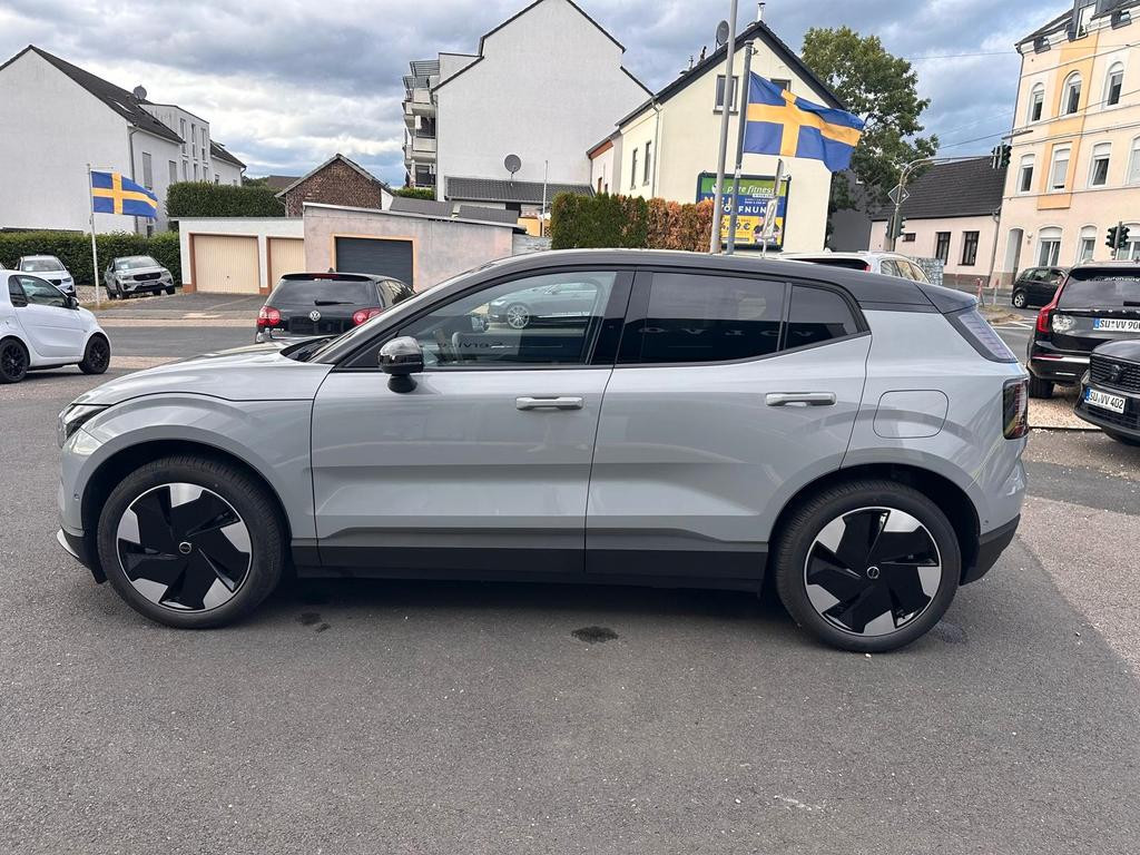 Volvo EX30
