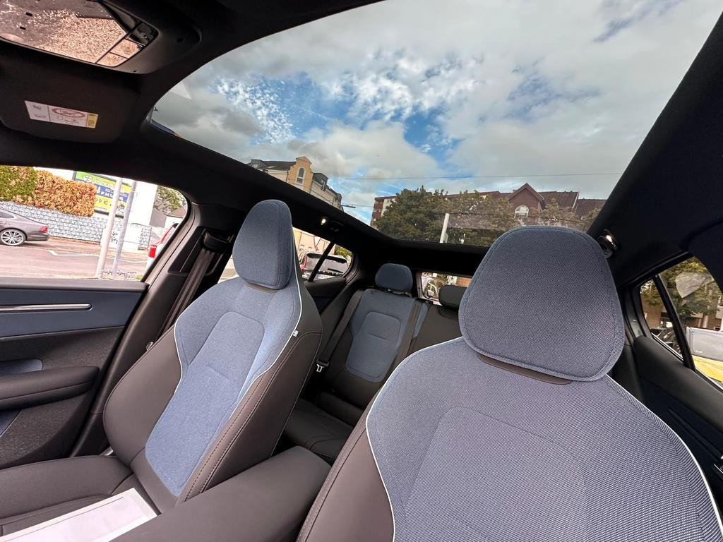 Volvo EX30