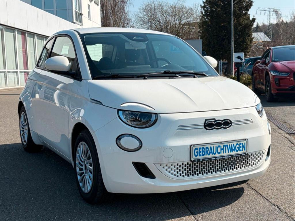 Fiat 500e 3+1  / Ratenzahlung mgl.