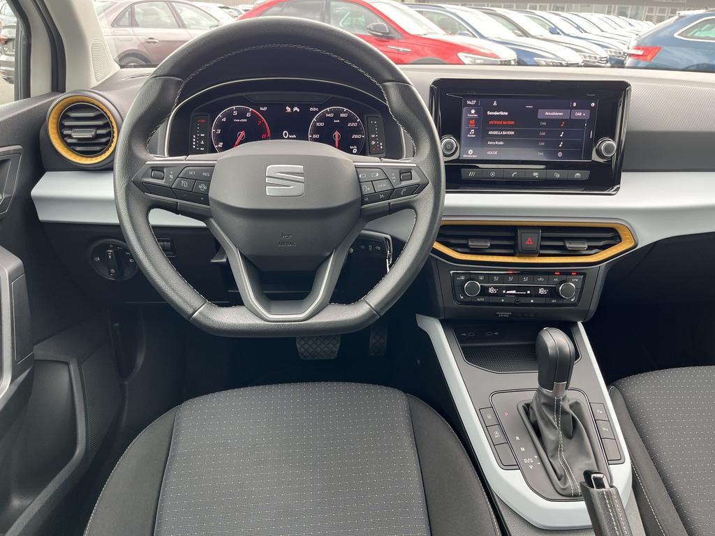 Seat Arona
