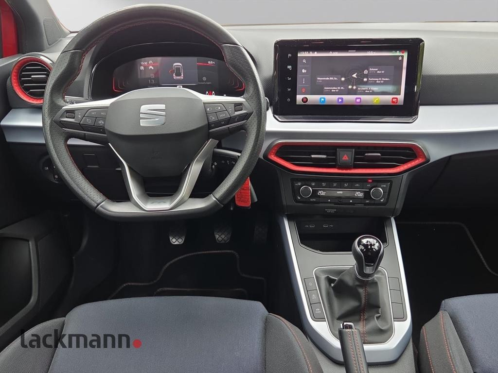 Seat Arona