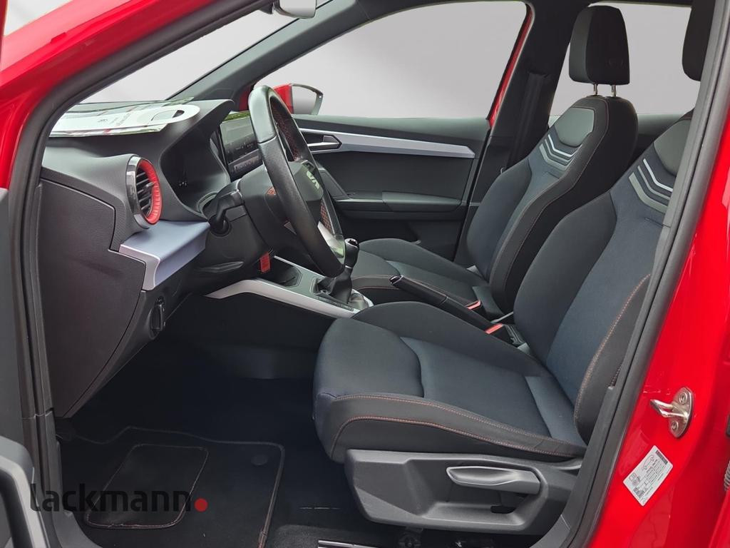 Seat Arona