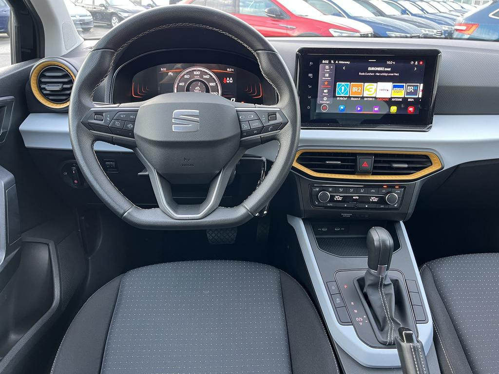 Seat Arona