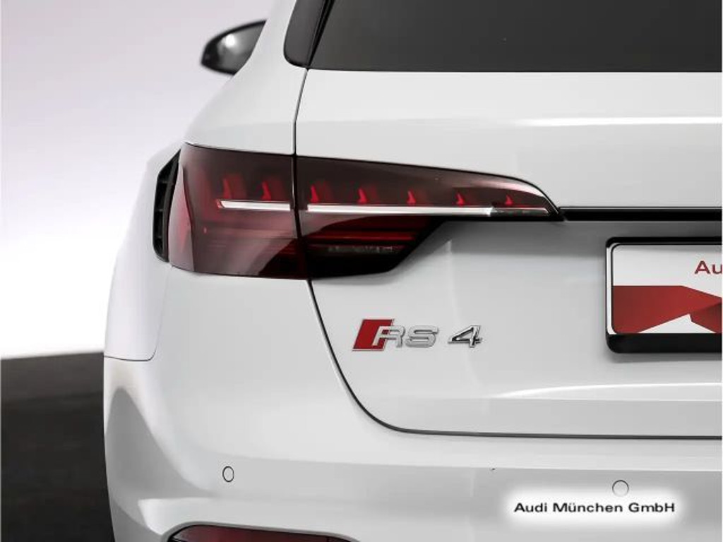 Audi RS4